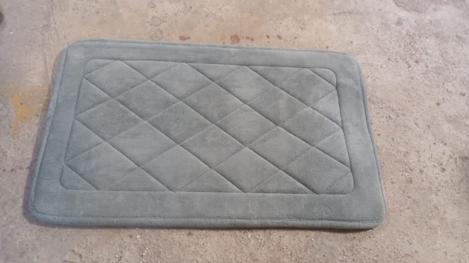 Super Absorbent Floor Mat Non-Slip Mat, Bath Mat, Instant Drying Mat, Bathroom Rug, Absorbent Bath Mat, Suitable for Bathroom, Kitchen, Door Mat Super Absorbent Floor Mat Non-Slip Mat, Bath Mat, Instant Drying Mat, Bathroom Rug, Absorbent Bath Mat, Suitable for Bathroom, Kitchen, Door Mat